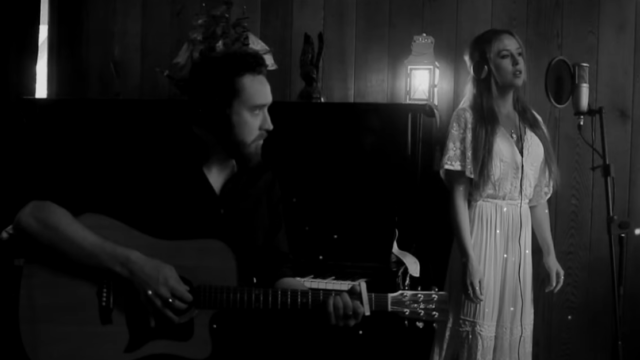 Lord of the Rings – Into the West (cover) – Ella Roberts & Nick Roberts